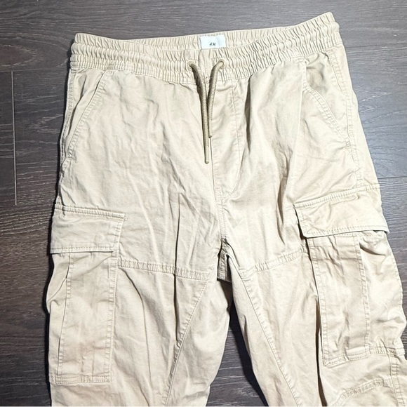H&M Tan Cargo Pants with Elastic Cuffs - Picture 2 of 8